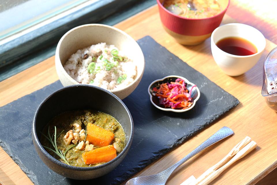 「おから」と「抹茶」のコラボ!罪悪感なしの和風キーマカレーが定番メニューに仲間入り!
